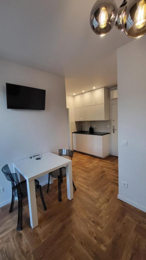 ביביונה Malibu Apartments מראה חיצוני תמונה